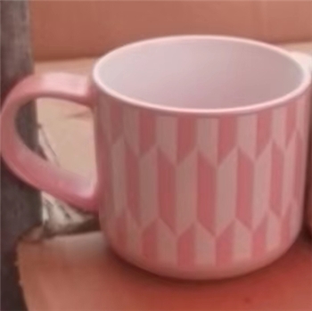 泰鑫陶瓷杯  1只